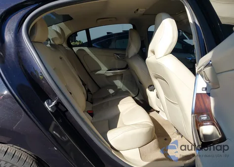 2014 Volvo S60 T5/T5 Platinum/T5 Premier/T5 Premier Plus из США, поврежденный, VIN YV1612FS8E2295463